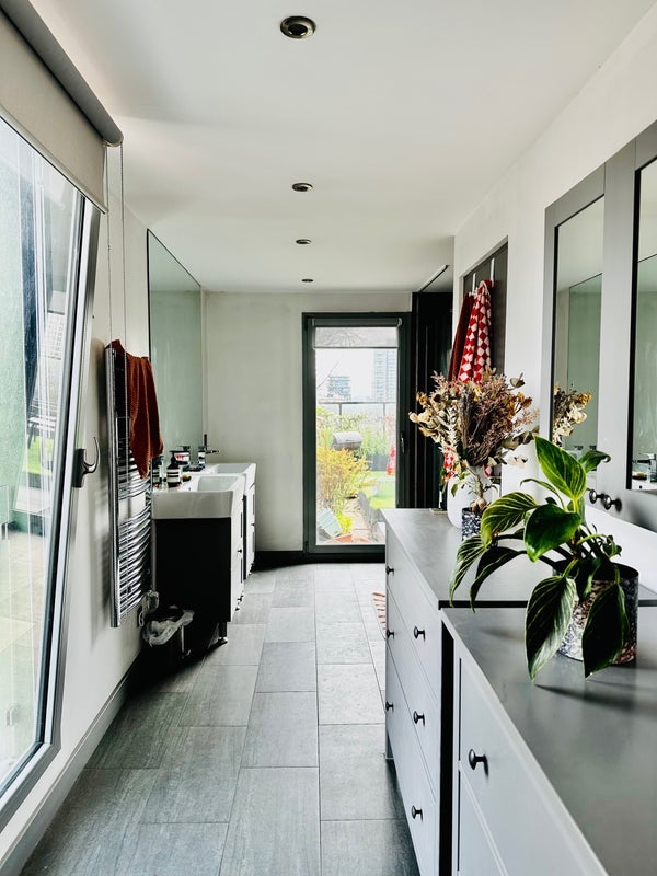 Room Boyd Street in Greater London