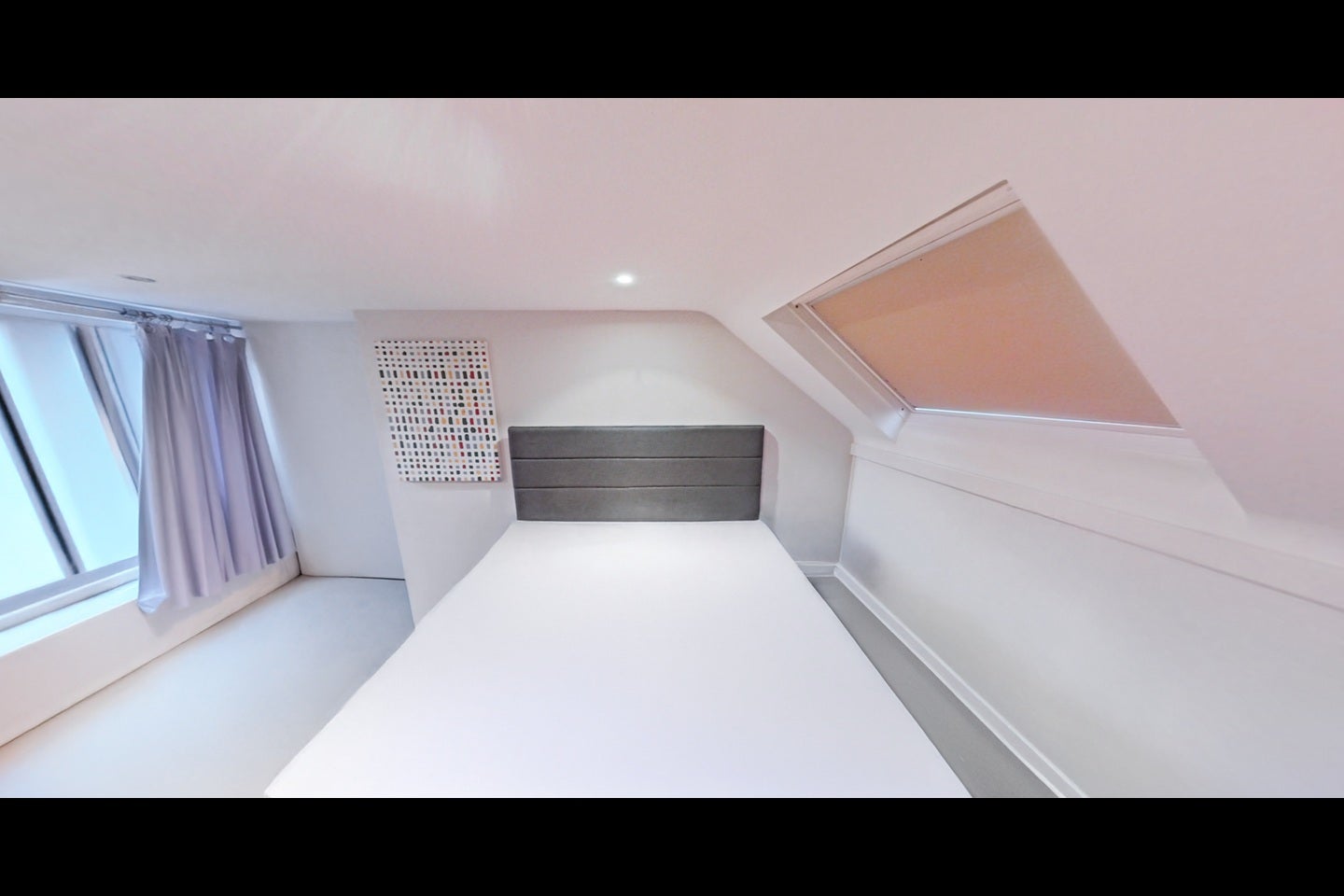Room Aslett Street in Greater London