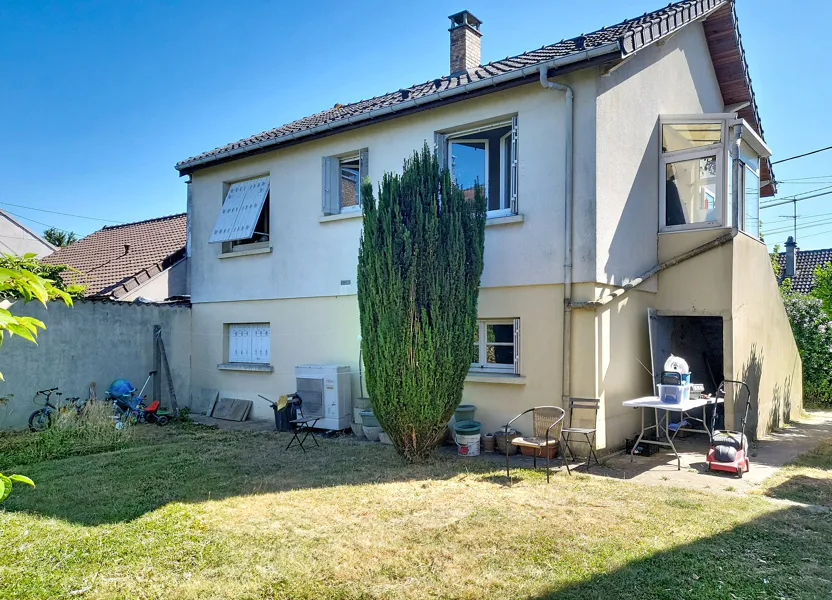 Maison Avenue Panas à Roissy-en-Brie