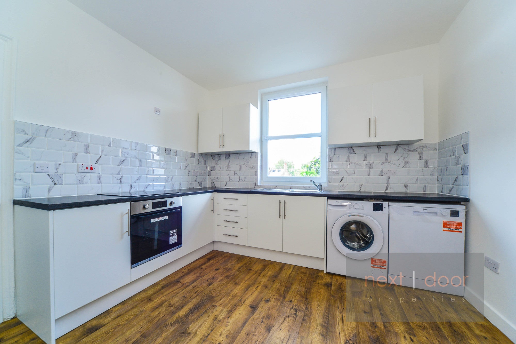 Flat Clapham Road in Greater London