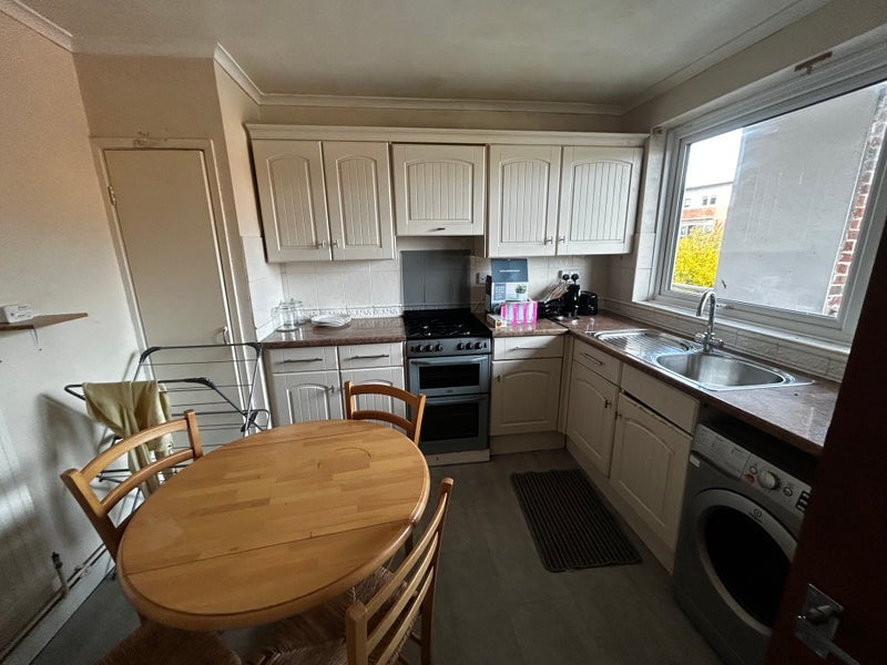 Room Solebay Street in Greater London