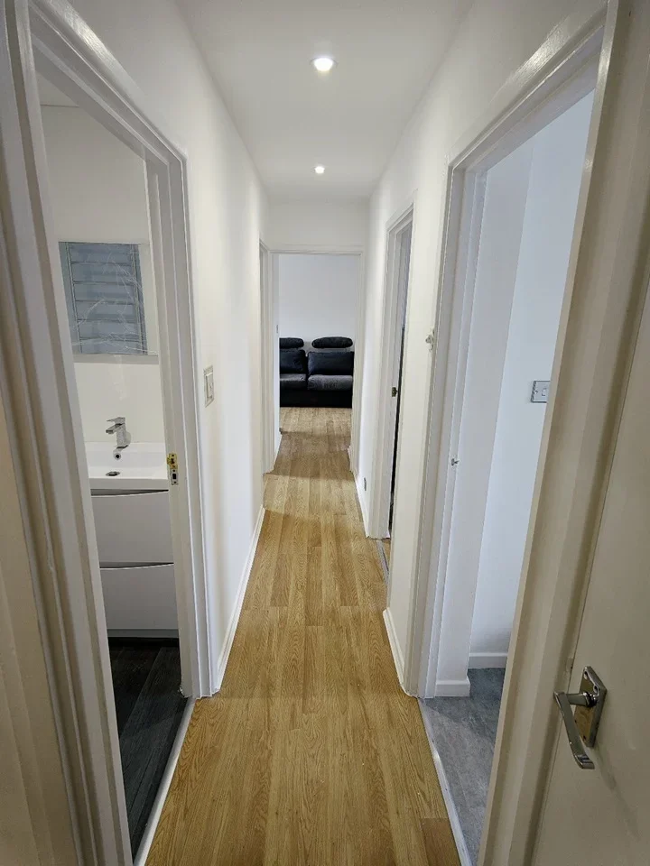 Flat St Jude's Road in Borough of Runnymede