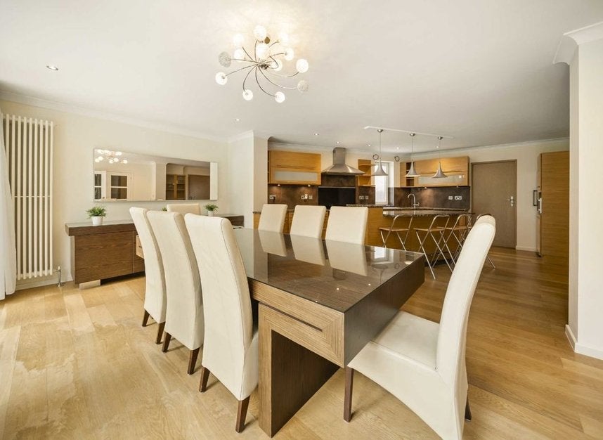 House Woodhouse Close in Greater London