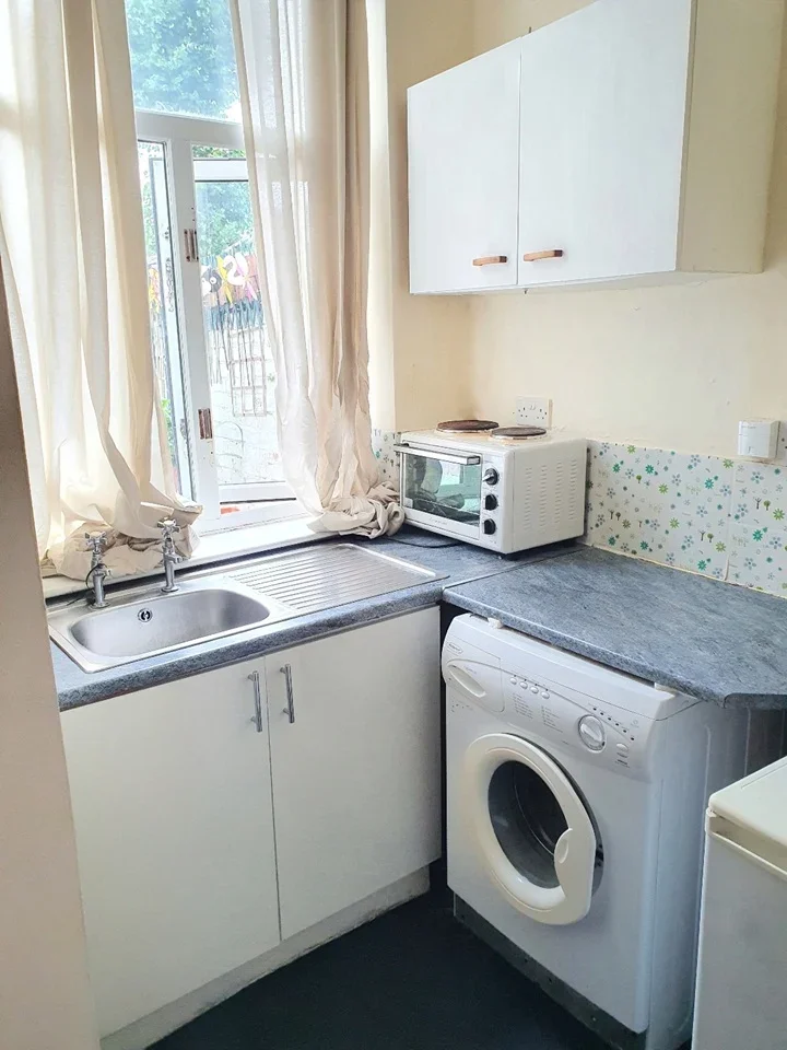 Room Kendrick Street in Sandwell