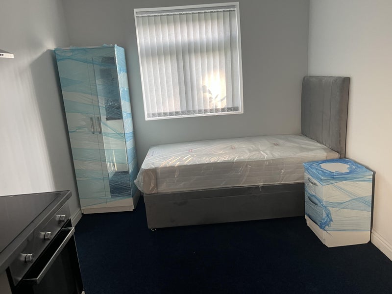 Room Orchard Road in Birmingham