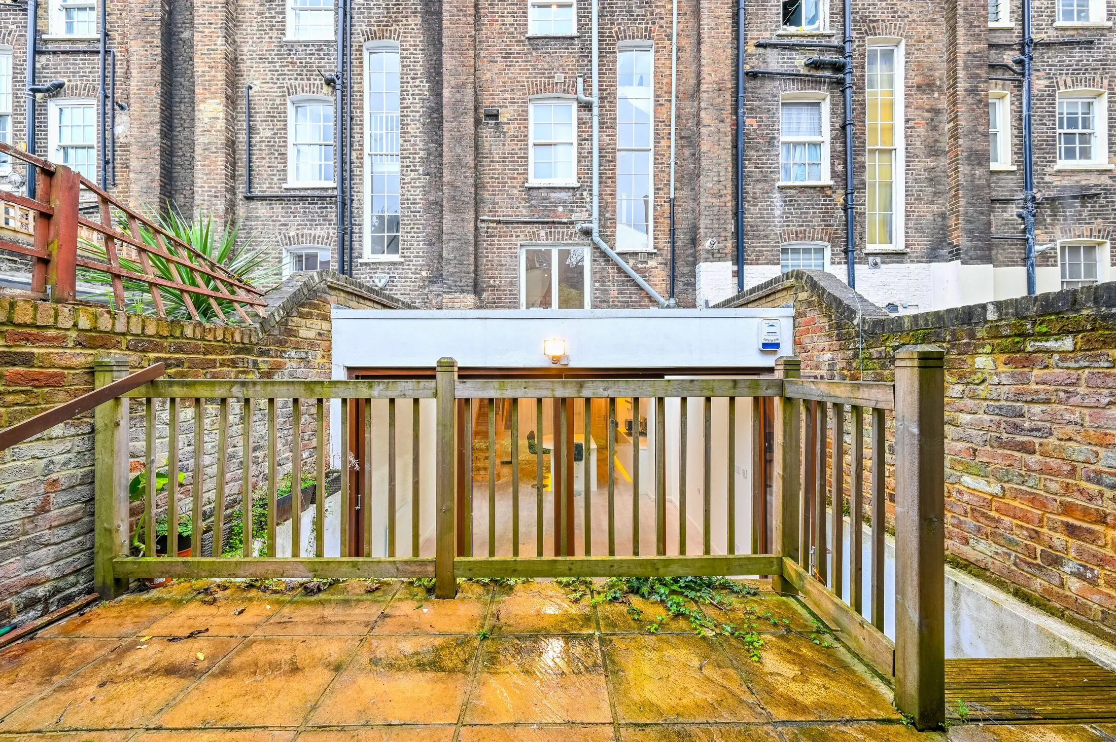House Mornington Crescent in Greater London