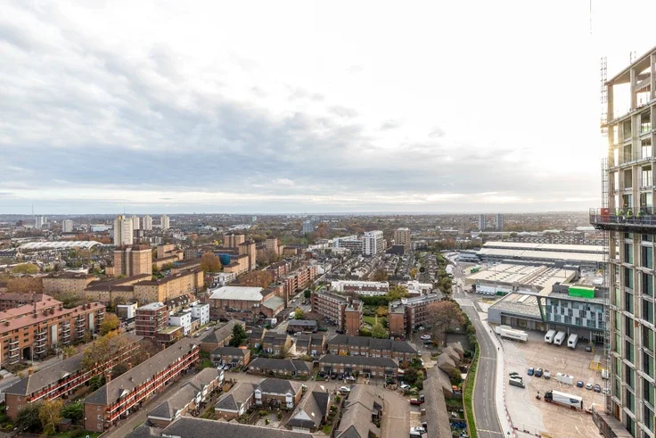 Flat Wandsworth Road in Greater London