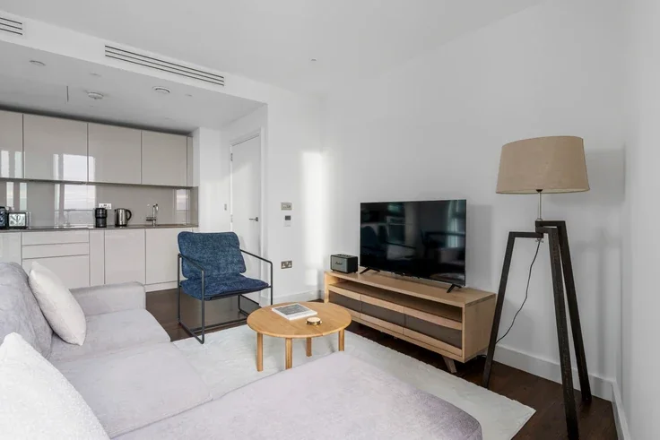 Flat Wandsworth Road in Greater London