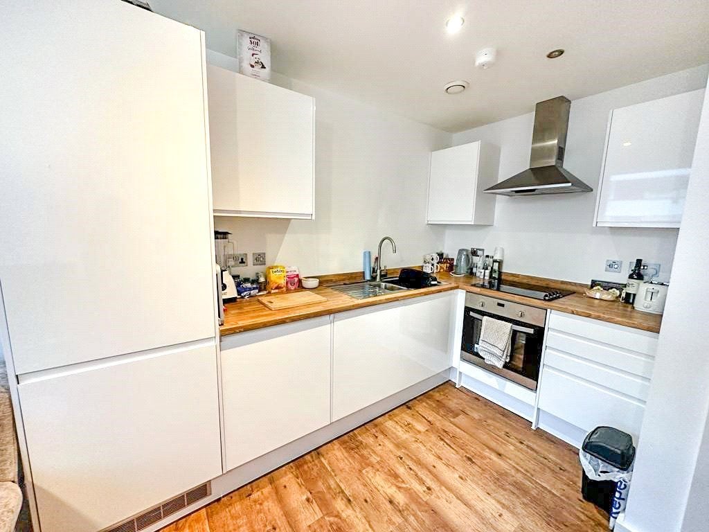 Flat Ashton Lane in Trafford