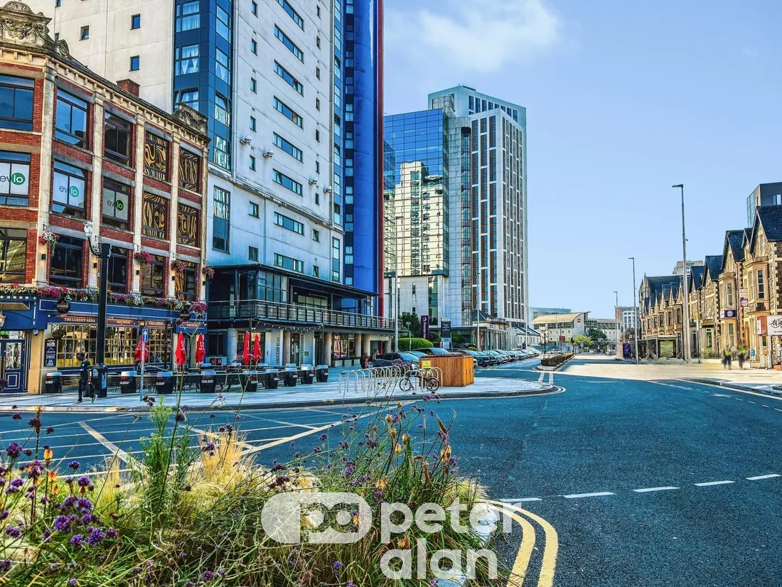 Flat North Edward Street in Cardiff