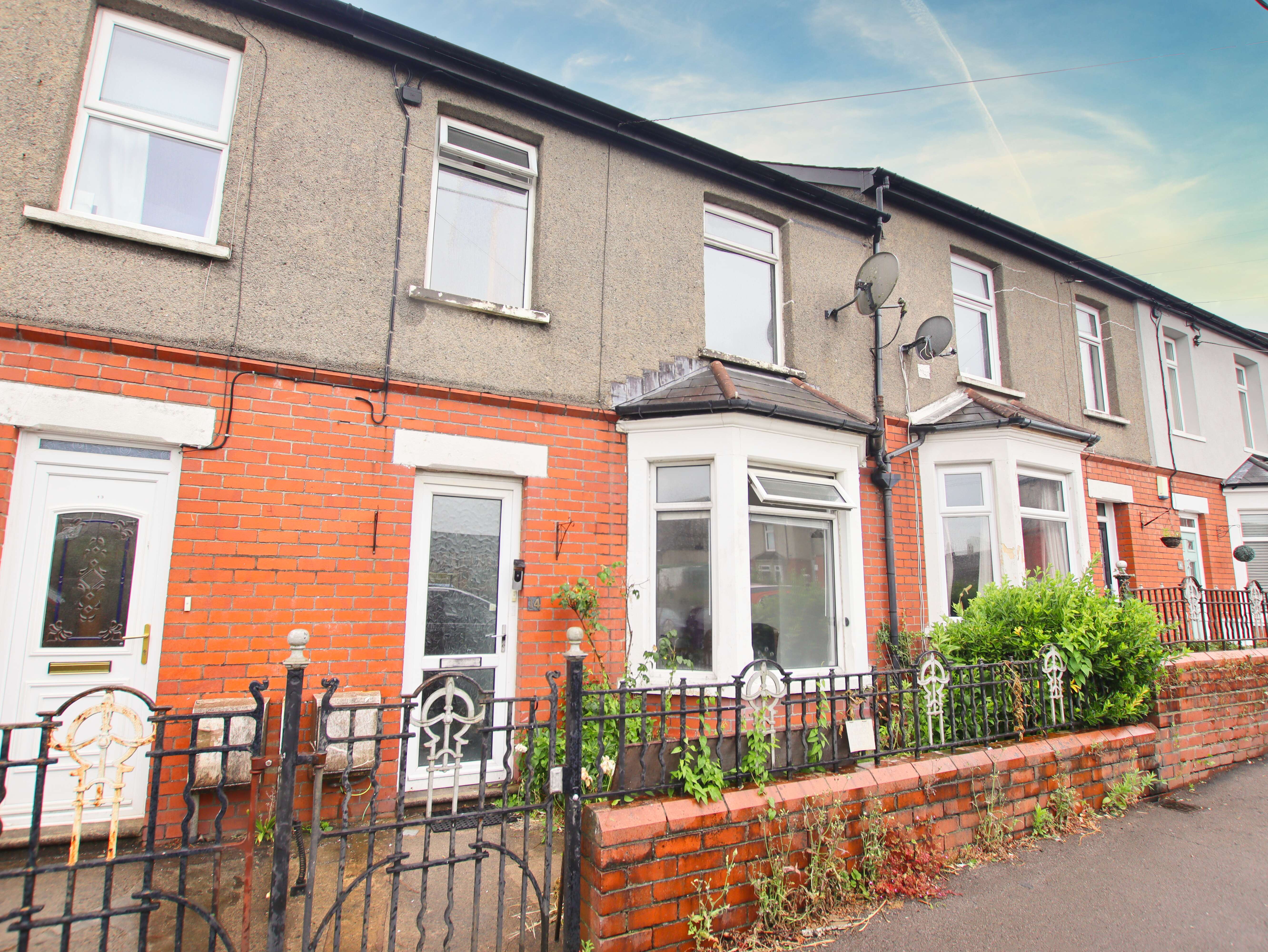 Flat Cerdin Avenue in Pontyclun