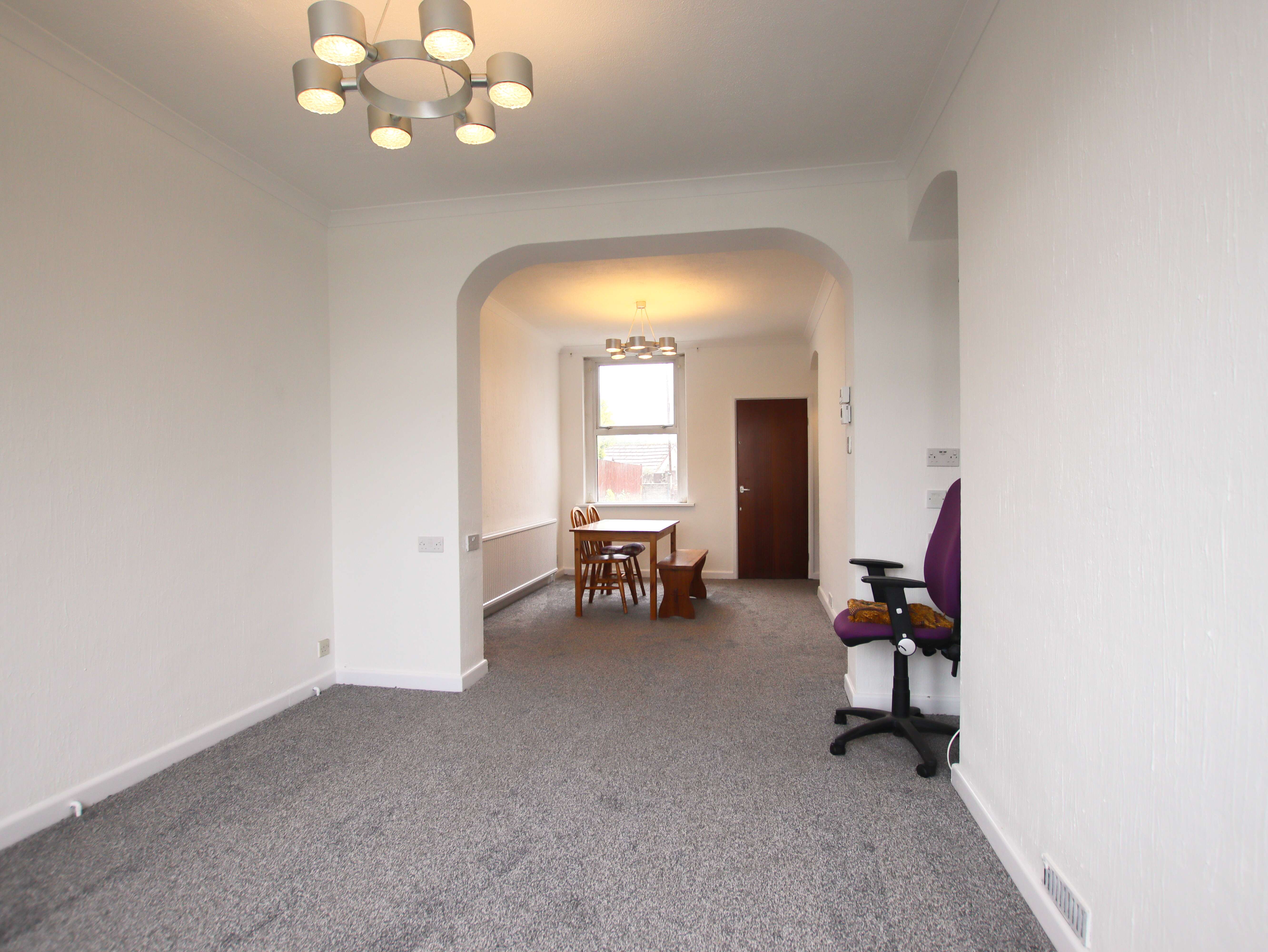 Flat Cerdin Avenue in Pontyclun