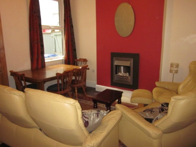 Room Peel Street in Derby