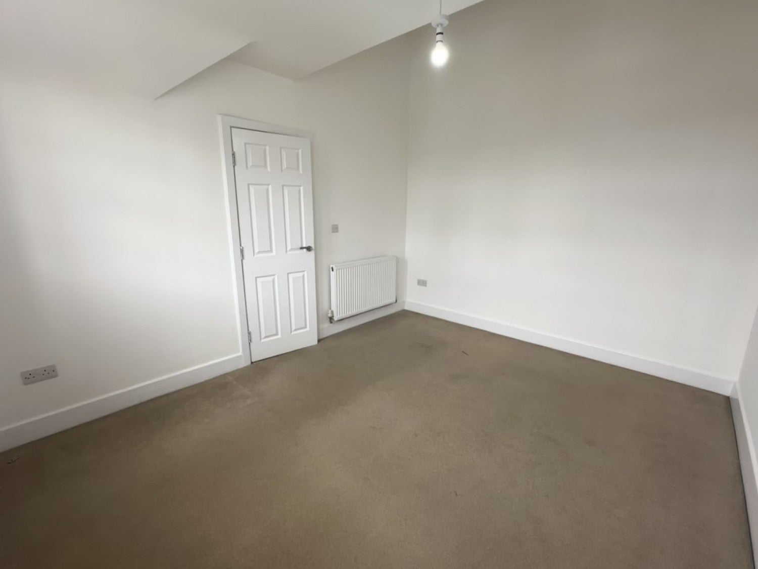 Flat Laburnum Close in Bolsover