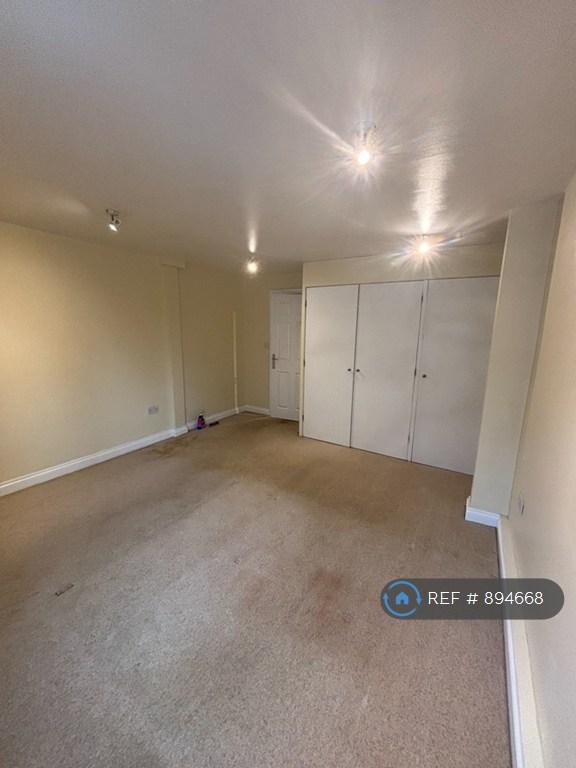 Flat Alcester Road in Stratford-on-Avon