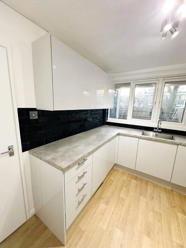 Room Waynflete Square in Greater London