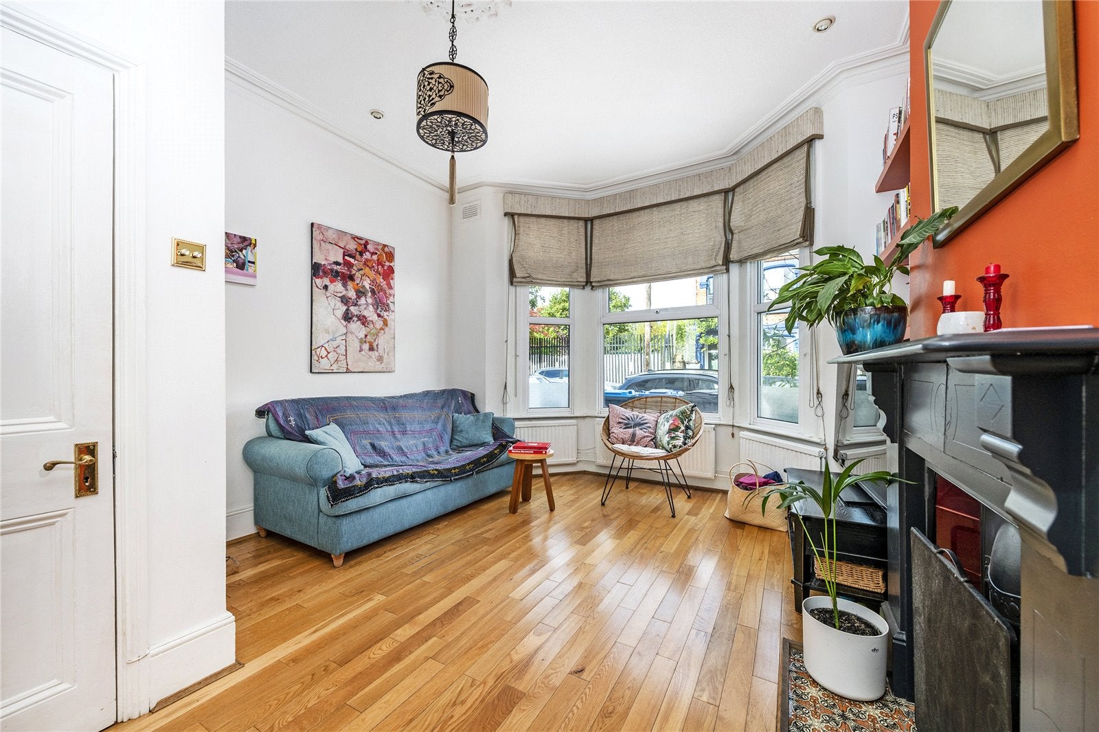 Flat Purves Road in Greater London
