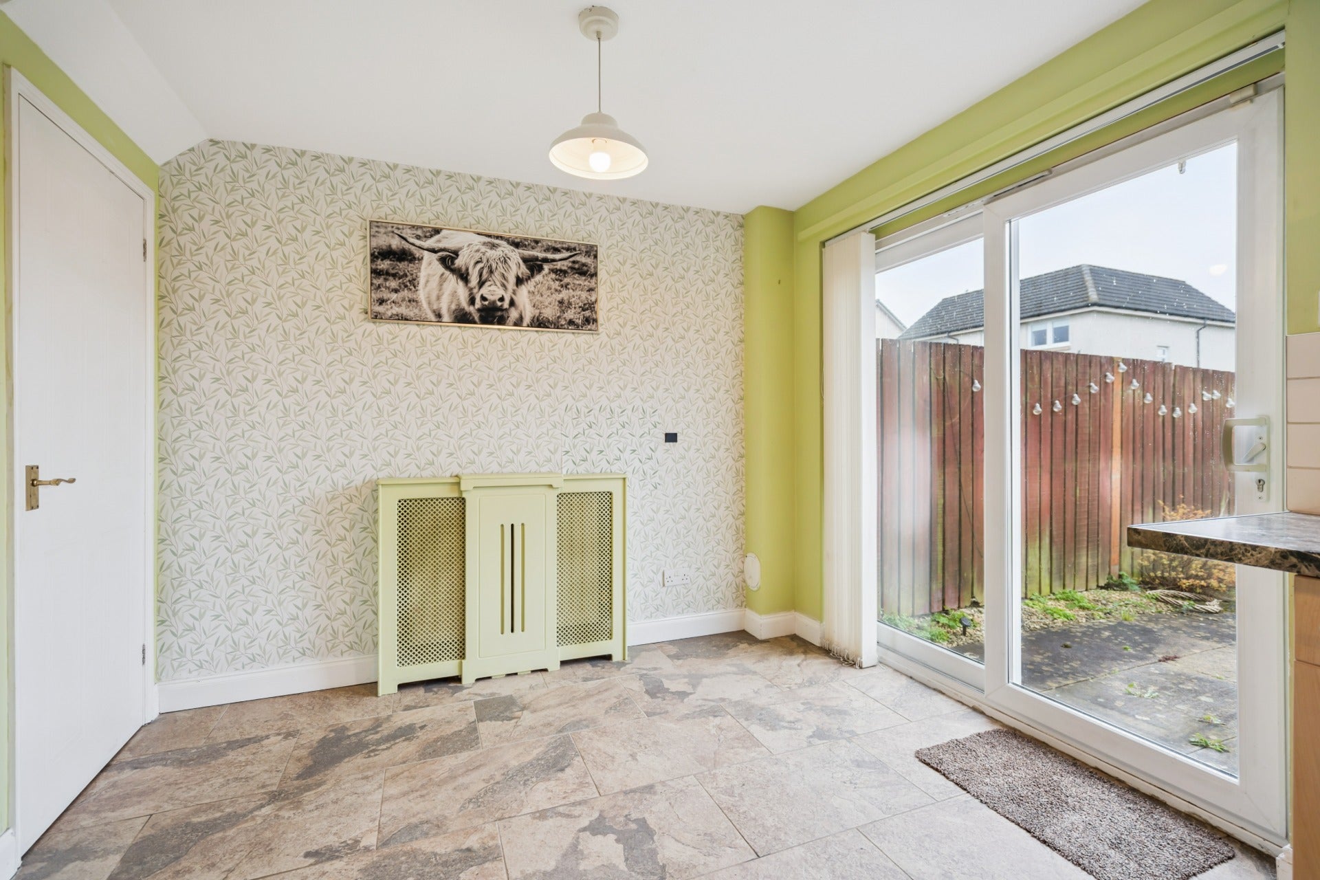 House Kersehill Crescent in Falkirk