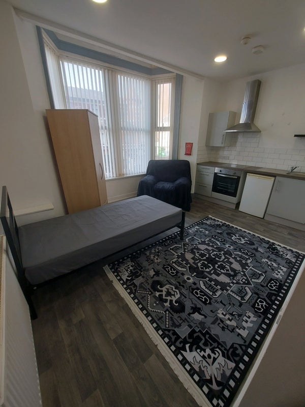 Flat Dickson Road in Blackpool