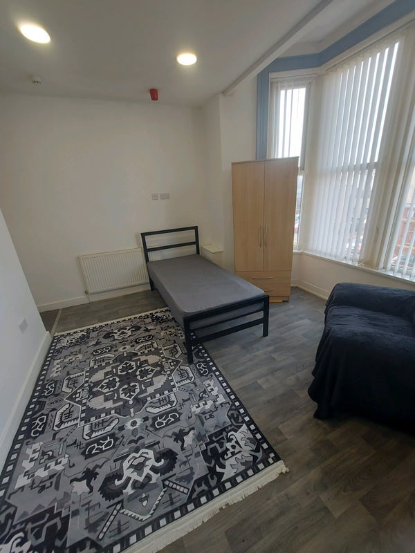 Flat Dickson Road in Blackpool