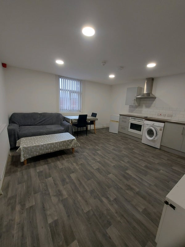 Flat Dickson Road in Blackpool