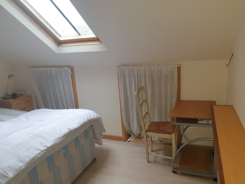 Room Heathfield Road in Greater London