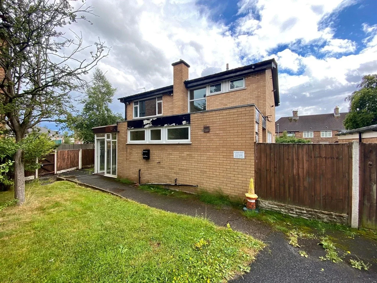 Room St George's Road in Huyton