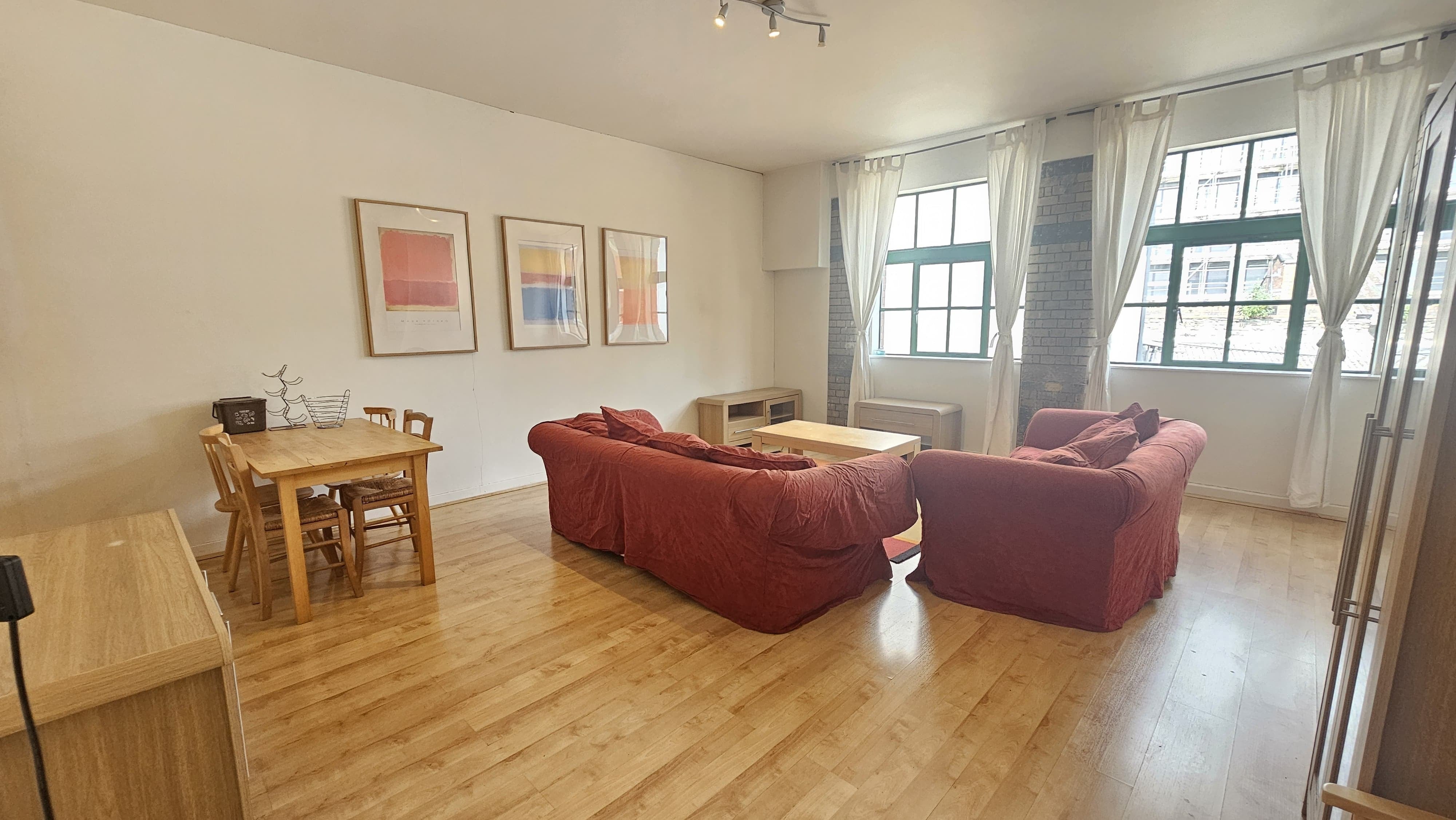 Flat Three Queens Lane in Bristol