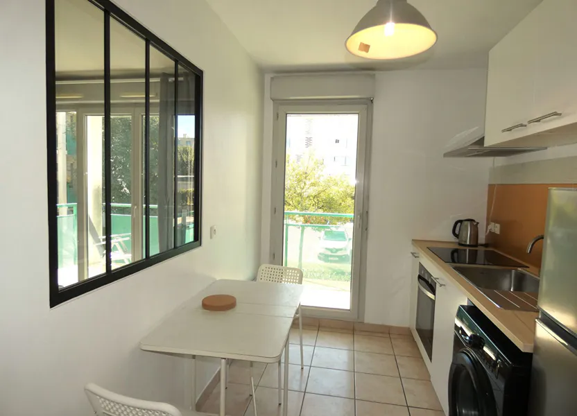 Flat Rue des Collonges in Saint-Genis-Laval