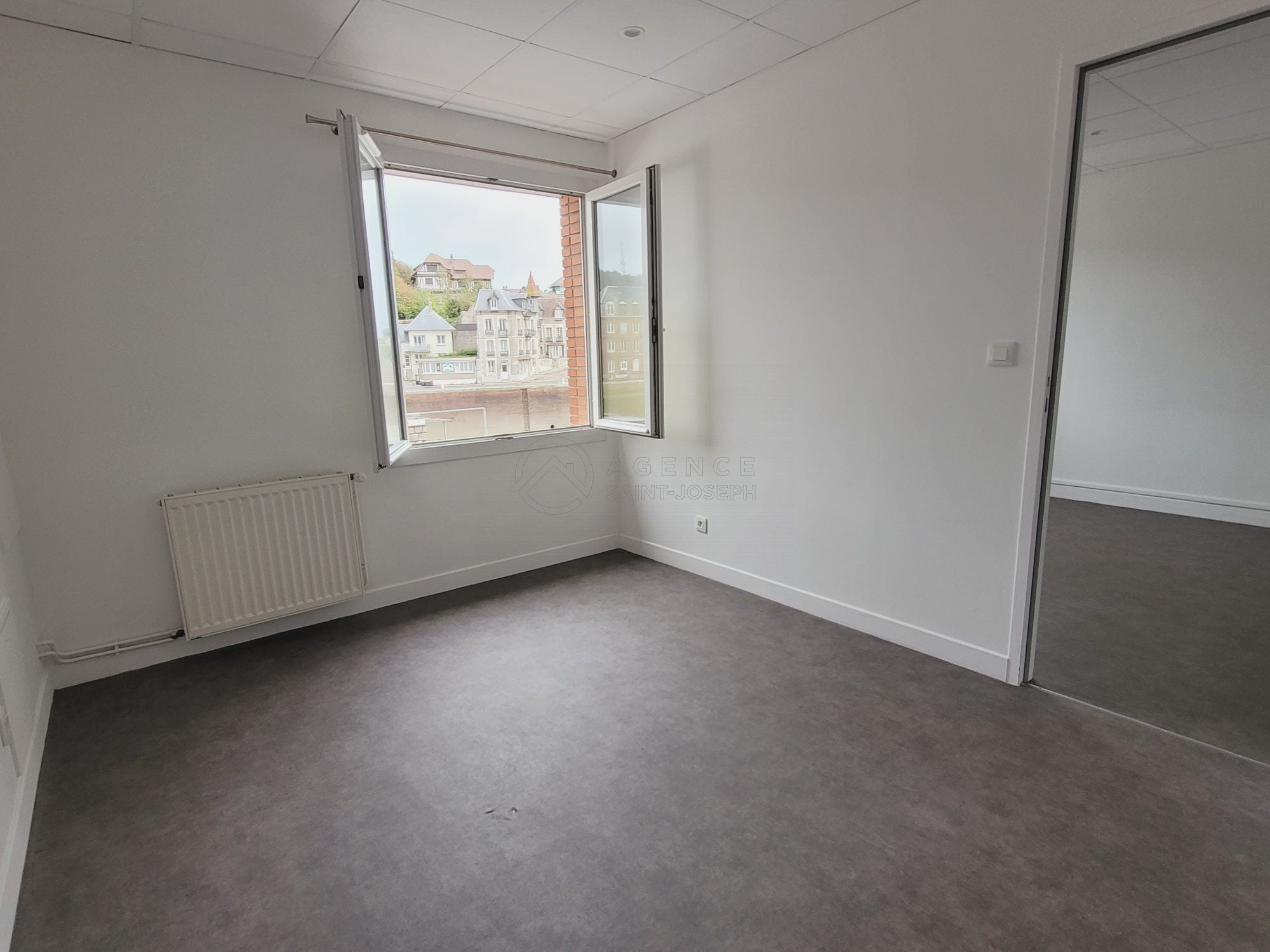 Appartement Rue Jeanne Armand Colin à Saint-Valery-en-Caux