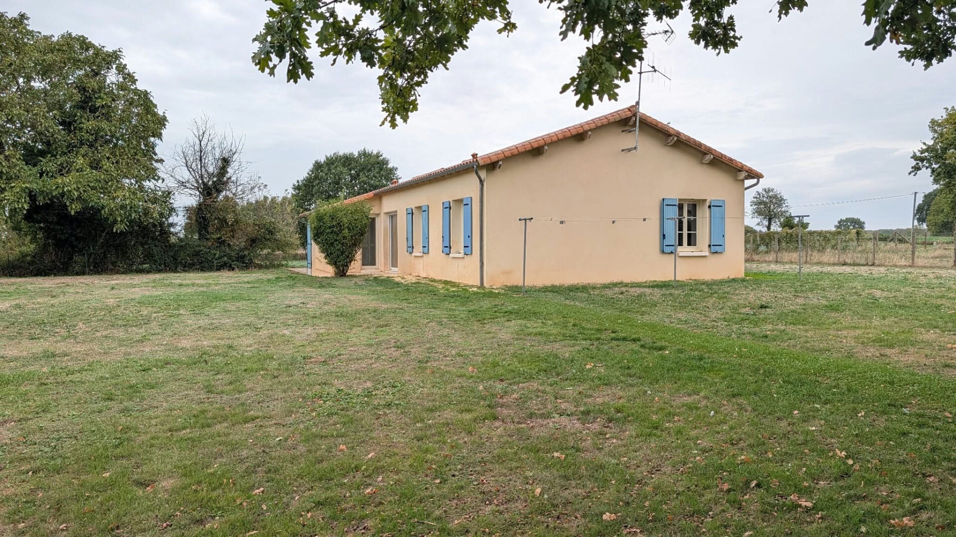 Maison Chemin des Huguenots à Pamproux