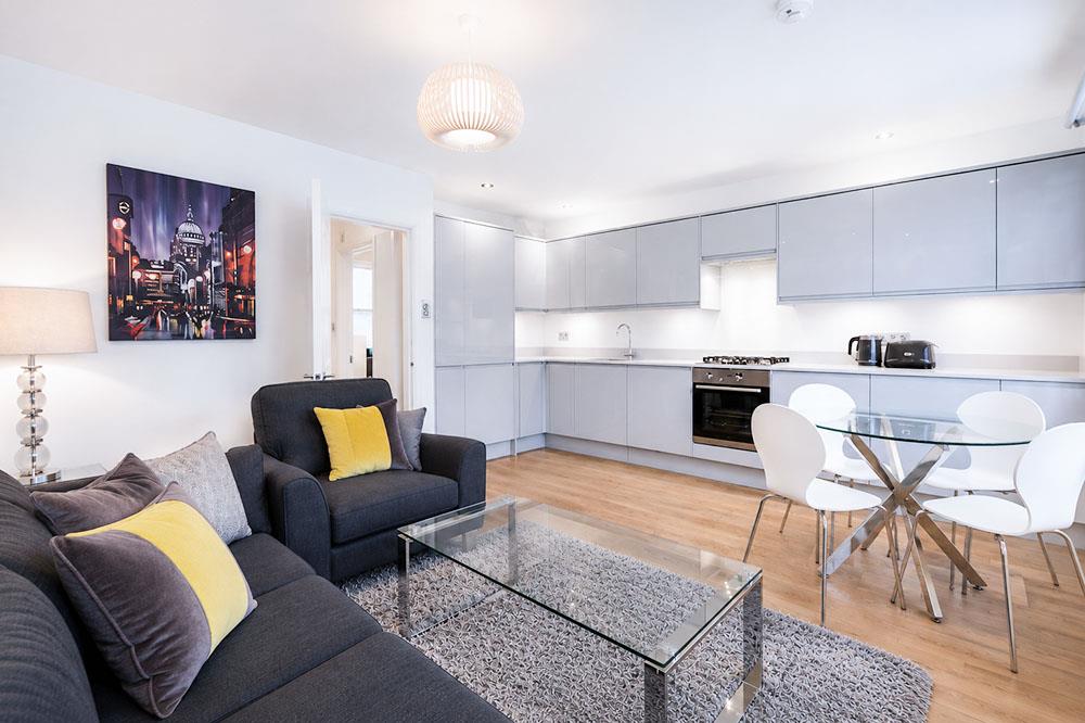 Flat Old Compton Street in City of Westminster