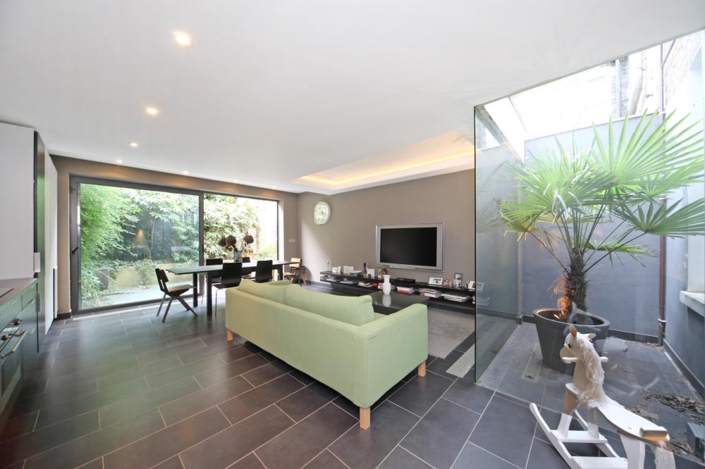 Flat Fulham Palace Road in Greater London