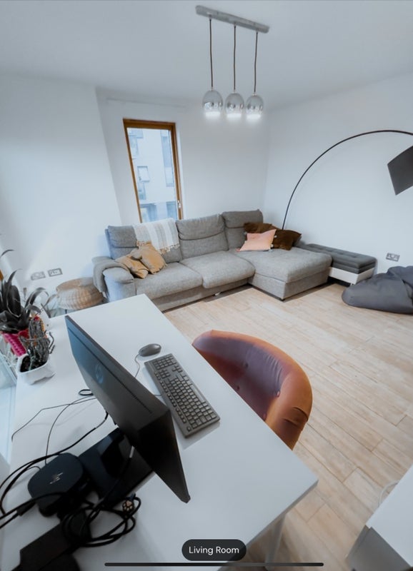 Room St Paul's Way in Greater London