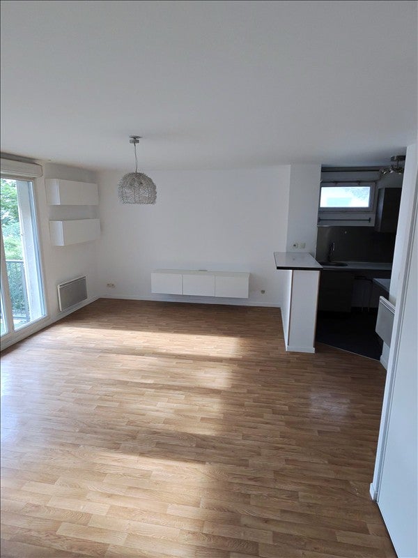 Flat Mail Boris Vilde in Aubervilliers