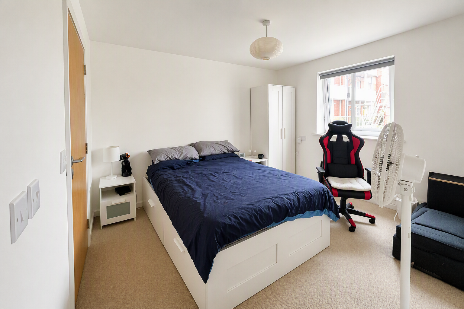 Flat Craven Drive in Salford