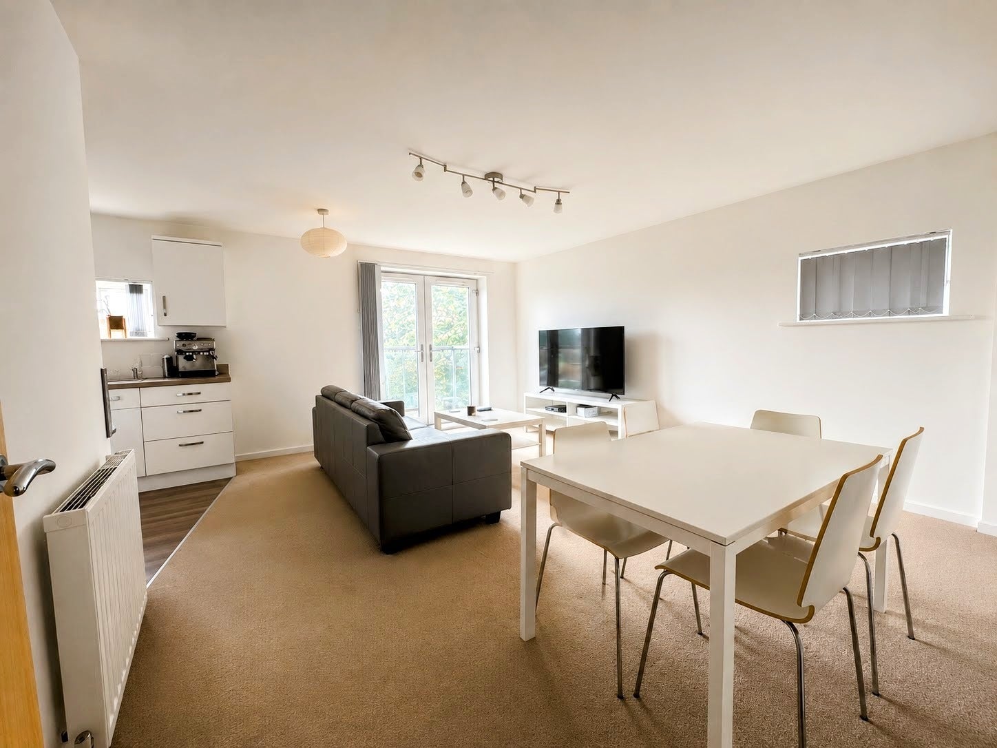 Flat Craven Drive in Salford