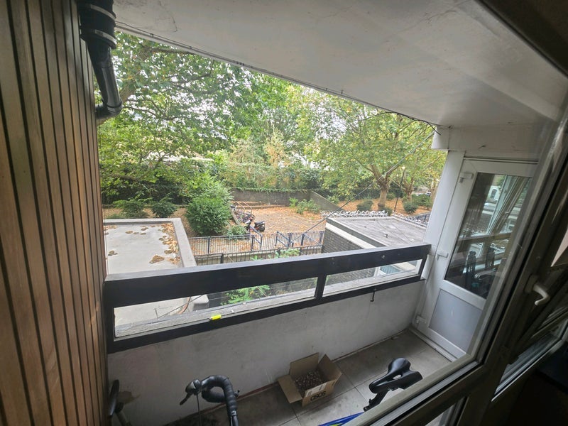 Room Warham Street in Greater London