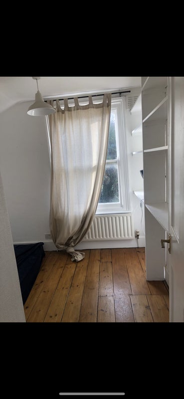 House Combedale Road in Greater London