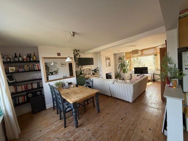 Room Fitzgerald Road in Bristol