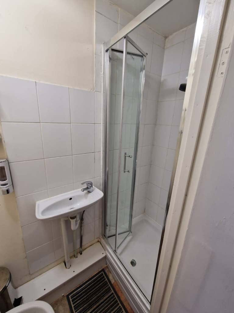 Flat Vardon Road in Stevenage