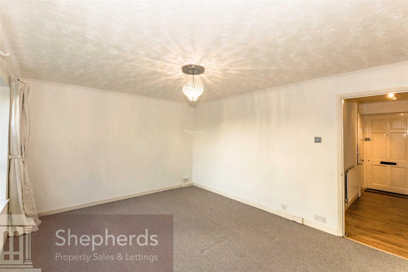 Flat Lampits in Hoddesdon