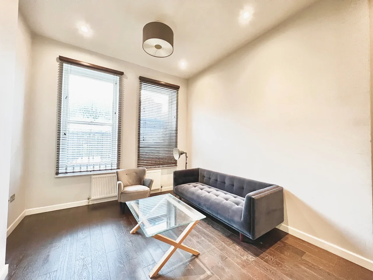 Flat Regan Way in Greater London