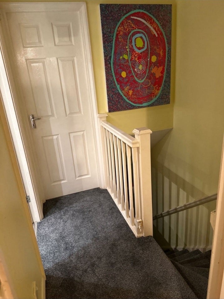 Room Peel Court in Slough