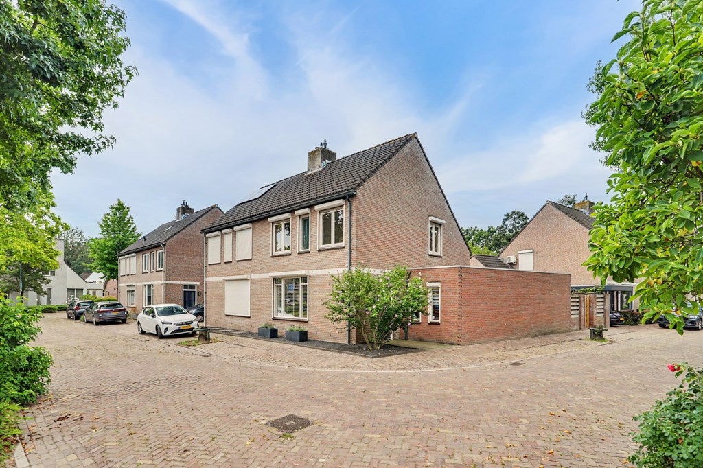 Huis Koekoeksbos 16 in Bladel