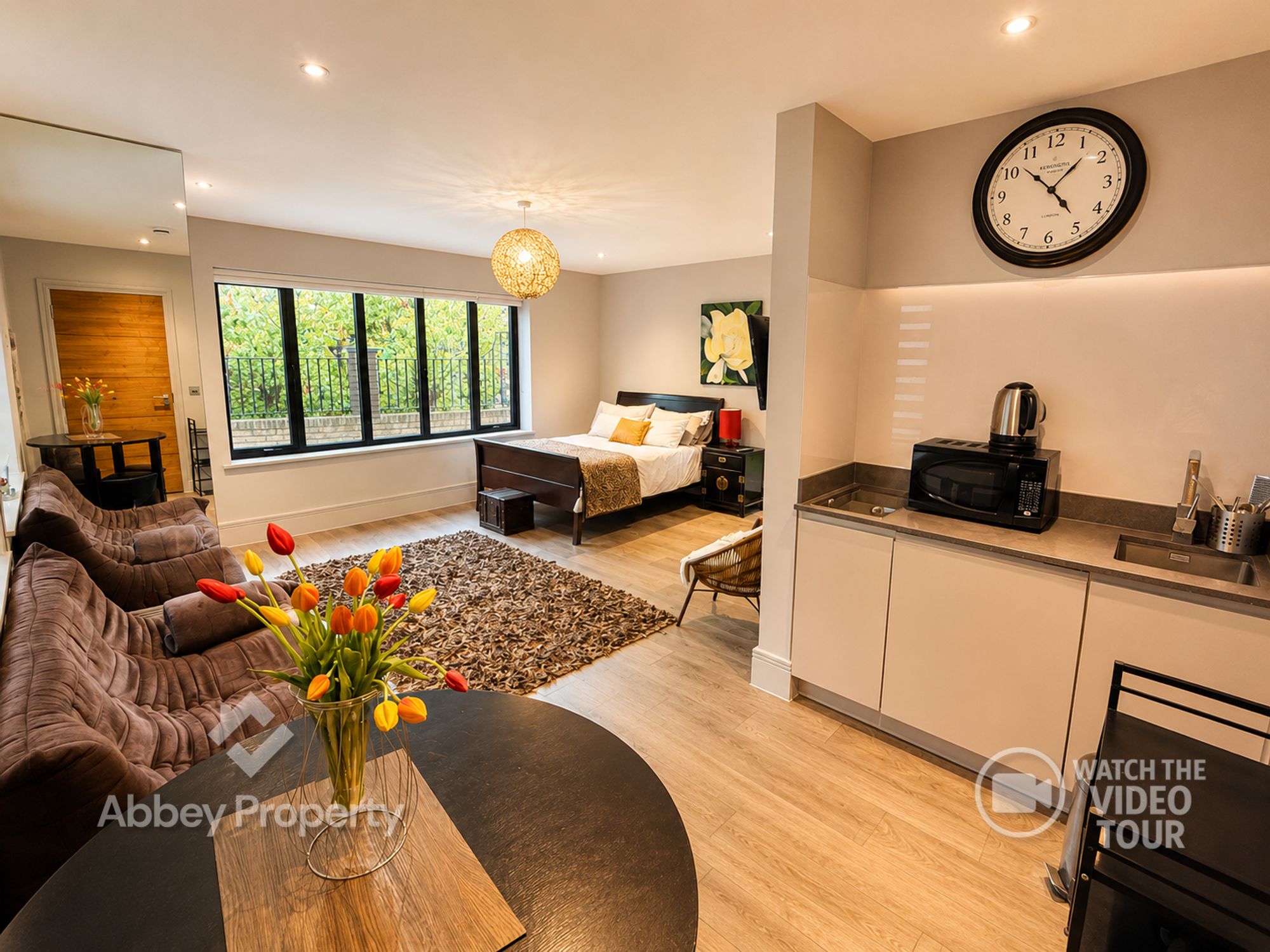 Flat Osier Lane in Shenley Brook End