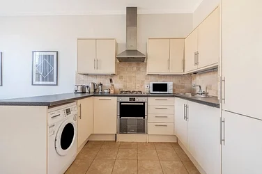 Flat Hamilton Park West in Greater London
