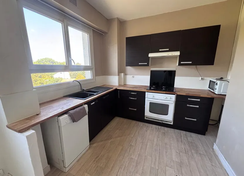 Flat Rue Louis Aragon in Poitiers