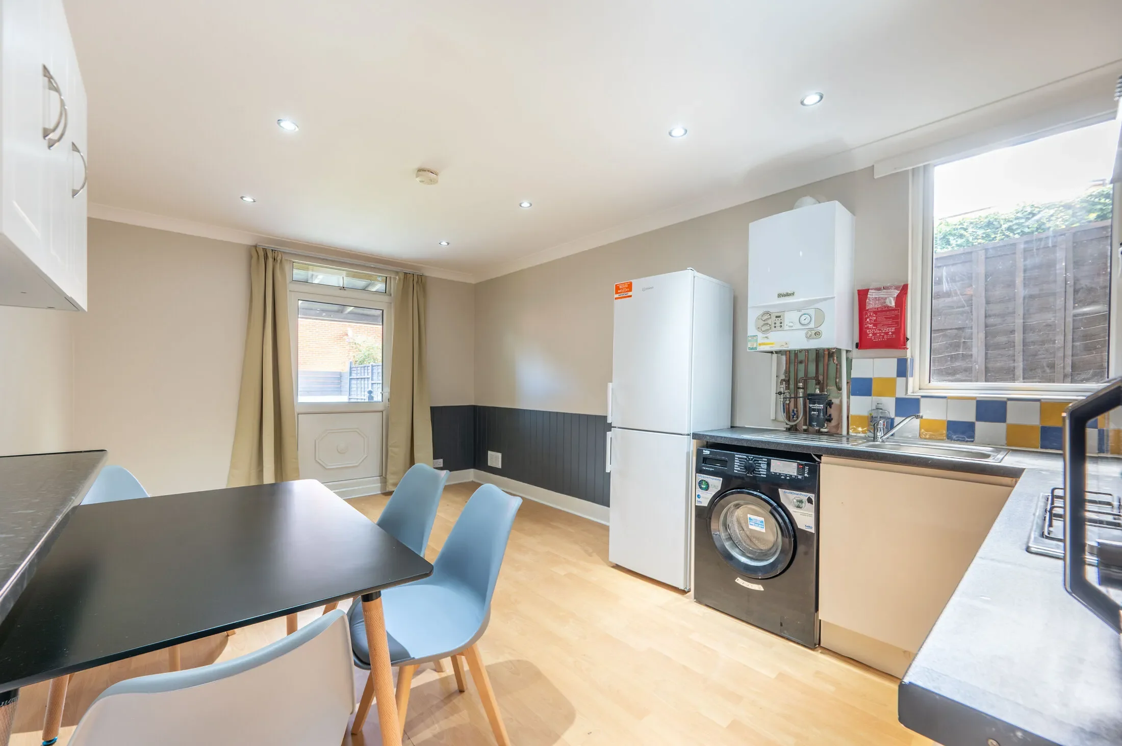 Flat Litchfield Gardens in Greater London