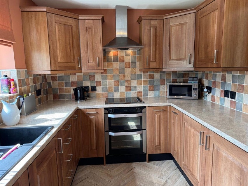 Flat Beverley Road in Royal Leamington Spa